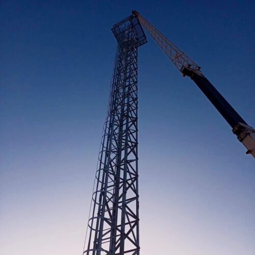 Fabricación y Montaje de Torres para Iluminación de las Estaciones de Bombeo