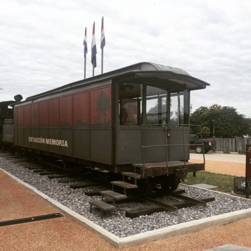 Puesta en Valor de un Vagón y una Antigua Locomotora